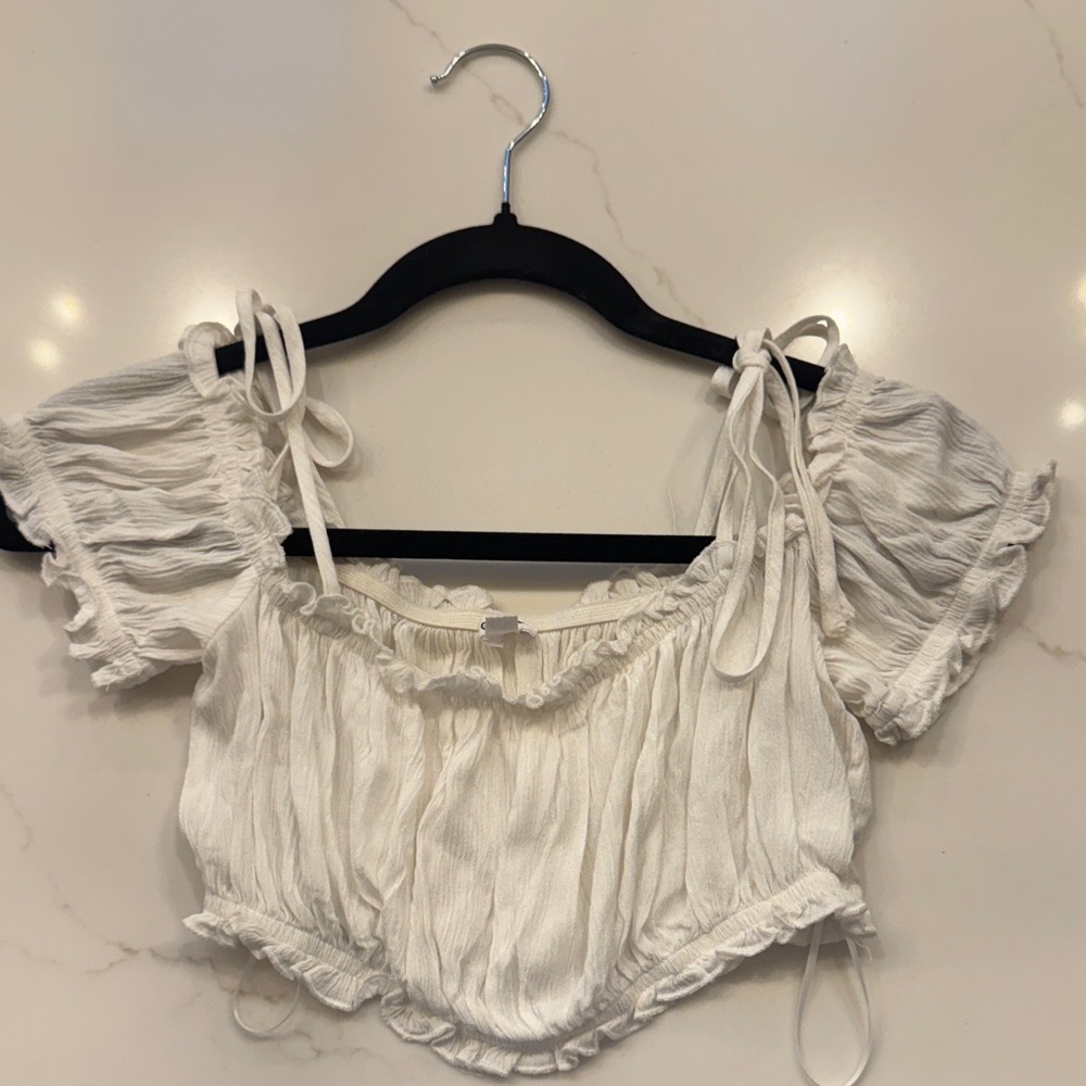 Garage White Ruffled Crop Blouse XS EUC